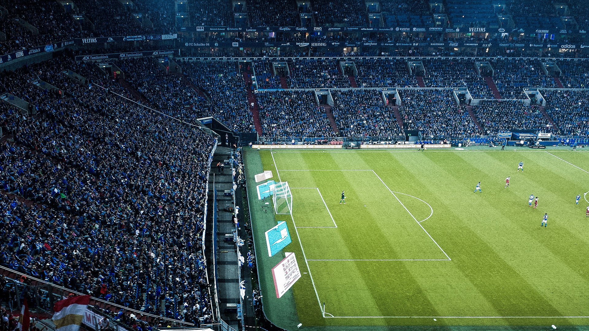 AYX GAMING-“胡利安·门德斯的球场领导力,塑造阿根廷美洲狮队的未来蓝图”